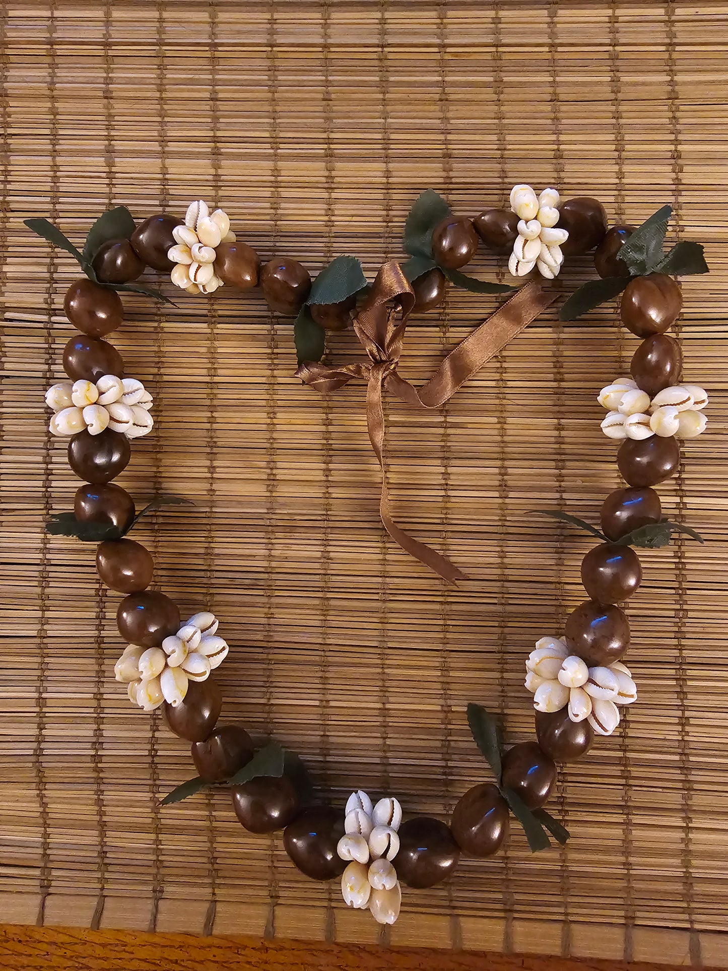 Kukuinut Leis W/ Shells