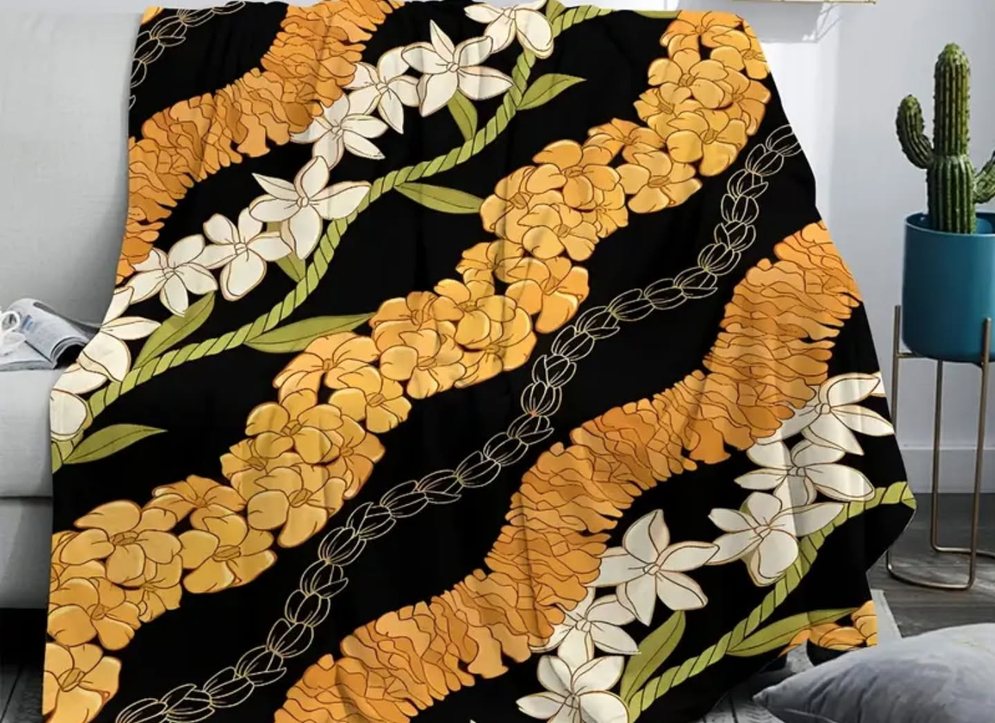 Hawaiian Lei Blanket Black and Bronze