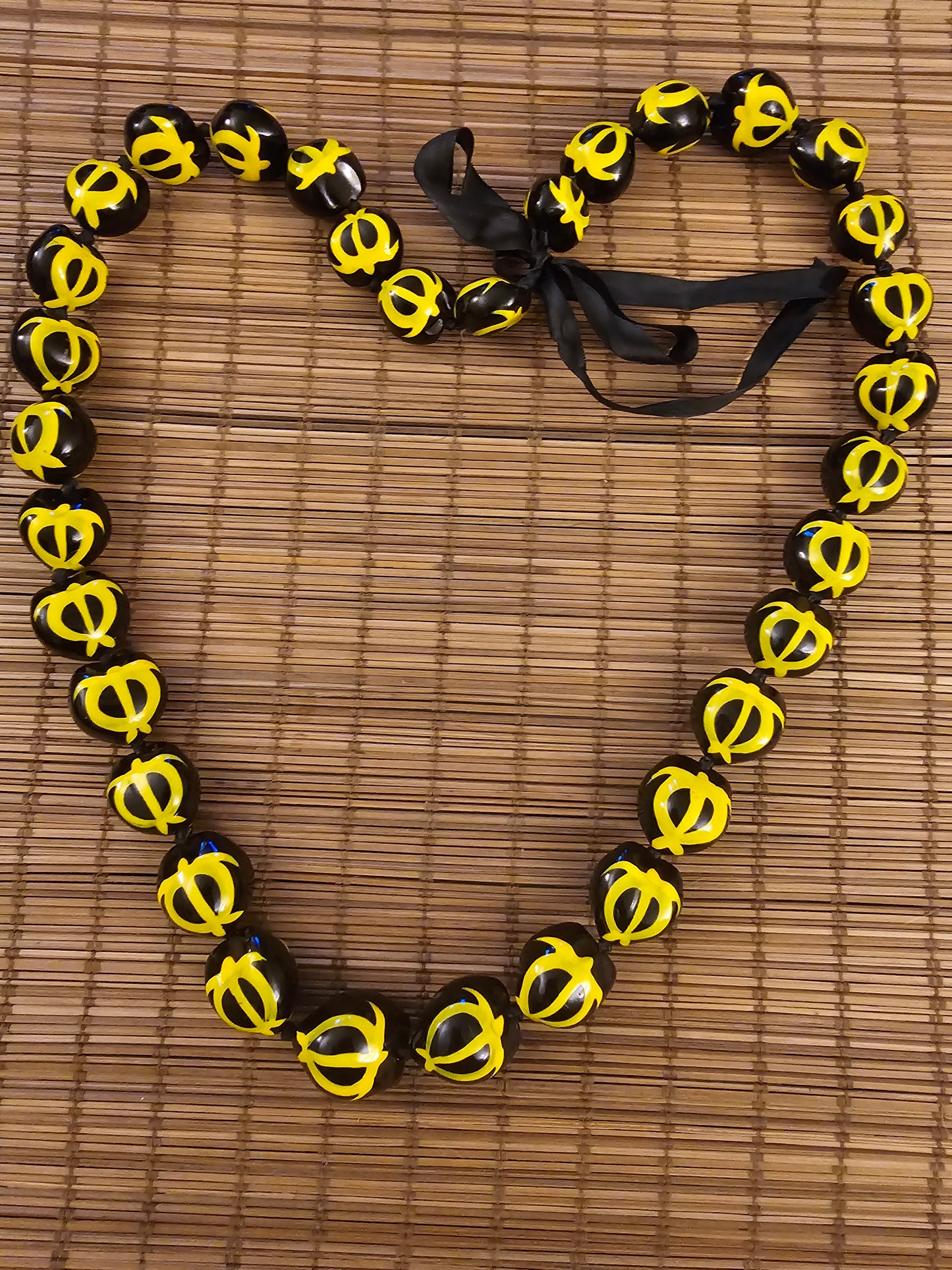Kukuinut Leis with Turtles