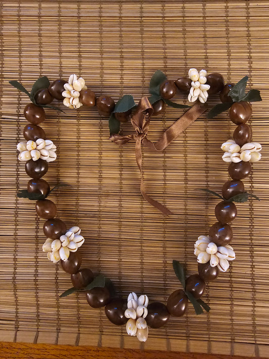 Kukuinut Leis W/ Shells